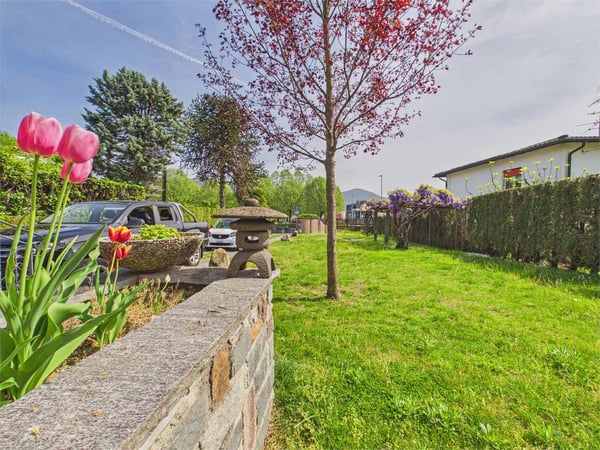 Caslano: Ampia Casa 4.5 con giardino 4