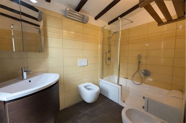 Caslano: Ampia Casa 4.5 con giardino 13