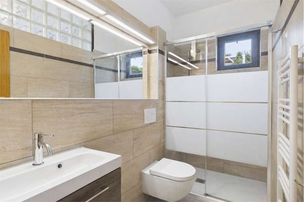 Caslano: Ampia Casa 4.5 con giardino 12