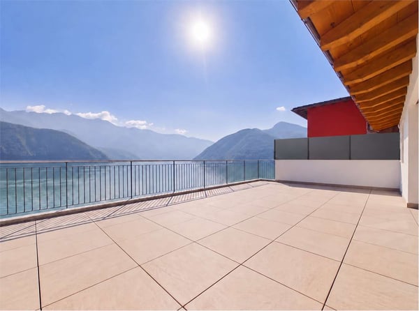 Melide - Prestigioso Duplex fronte lago 4