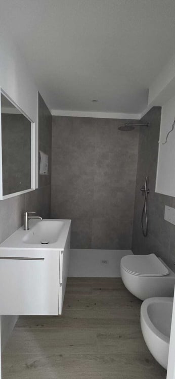 ✨ Residenza Aurora - Elegante di 3.5 locali con splendida vista lago - Bioggio 12
