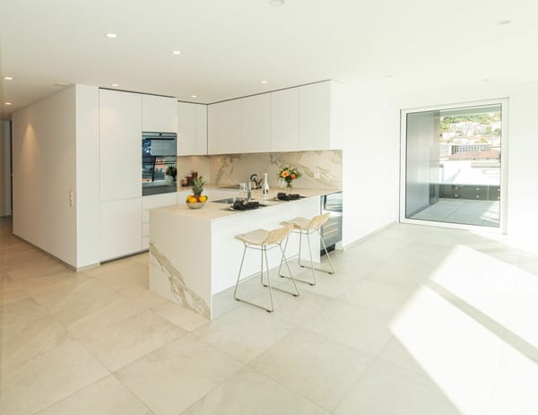 Nuovo attico da sogno a 5 passi dal lago con ampie terrazze e tetto panoramico a Locarno 7