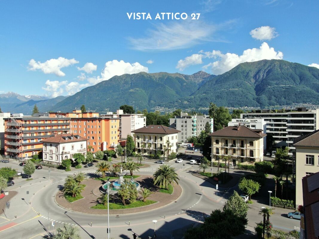 Vivi il lusso a Locarno - Prestigioso attico 4.5 locali in centro (auch Zweitwohnsitz)