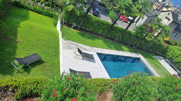 Luxuriöse 3.5 Zimmerwohnung mit Seesicht, 2 grossen Sonnenterrassen, Schwimmbad und Wellnessbereich 14