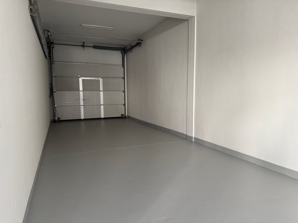 Vendesi o Affittasi Immobile Artigianale / commerciale / amministrativo con Uffici a Balerna 28