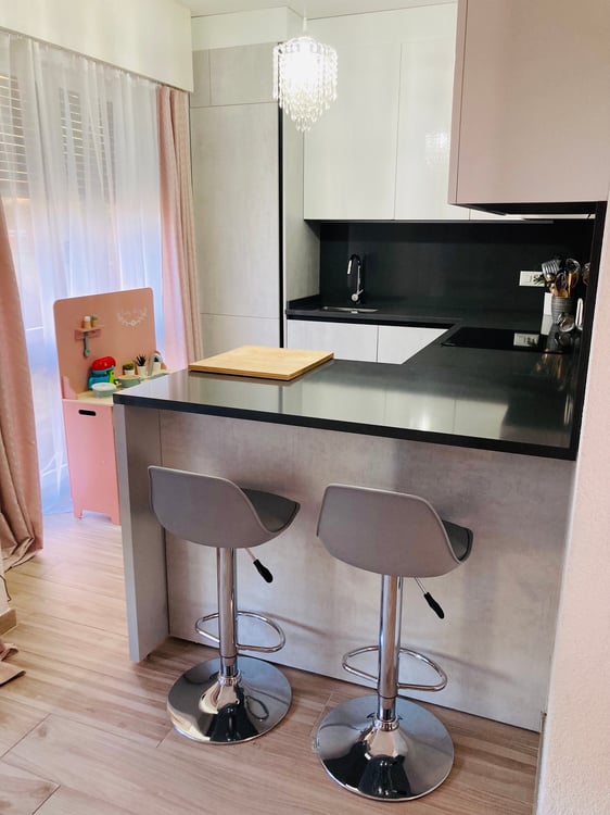 Eleganza e luminosità in posizione privilegiata – Lugano, Pazzallo- A REDDITO 11