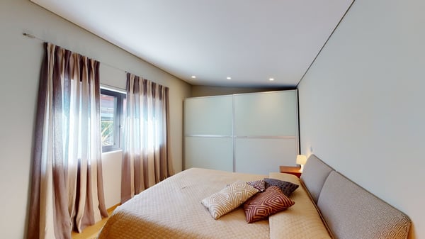 Mendrisio, raffinata villa singola con piscina 6