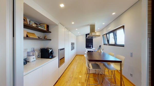 Mendrisio, raffinata villa singola con piscina 10