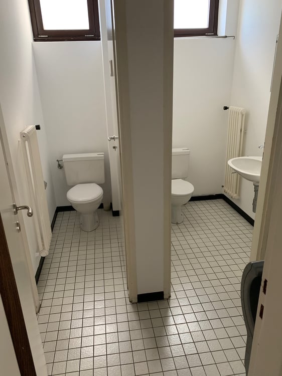 PALAZZINA COMPOSTA DA UFFICI A REDDITO 5