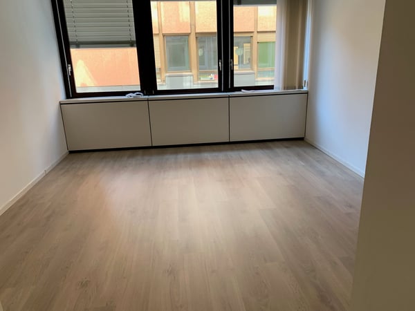 PALAZZINA COMPOSTA DA UFFICI A REDDITO 6