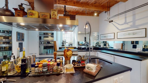 Arzo abitazione unifamiliare IN PERFETTO STATO. Possibilità di terreno edificabile di 720 mq circa 11