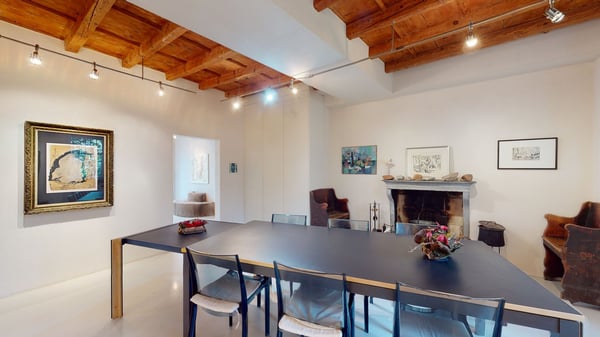 Arzo abitazione unifamiliare IN PERFETTO STATO. Possibilità di terreno edificabile di 720 mq circa 8