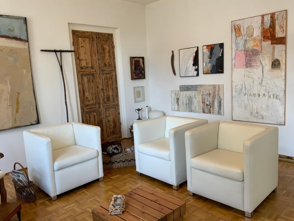 Arzo abitazione unifamiliare IN PERFETTO STATO. Possibilità di terreno edificabile di 720 mq circa 48