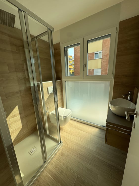 UFFICI fronte strada - in Nuova Residenza a Pregassona - Lusso Moderno e Comodità - posto auto 25