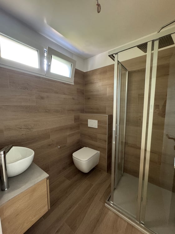 UFFICI fronte strada - in Nuova Residenza a Pregassona - Lusso Moderno e Comodità - posto auto 9