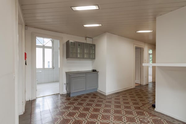 Lugano-Loreto ufficio di 1 locali con terrazzo e posti auto 9