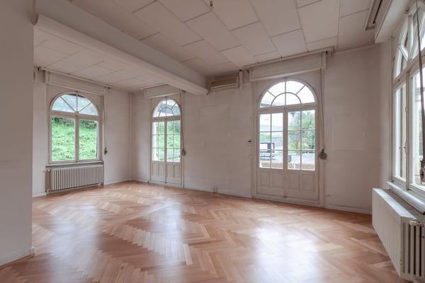 Lugano-Loreto ufficio di 1 locali con terrazzo e posti auto 1