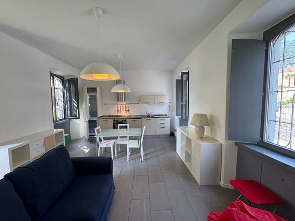 Mendrisio Centro – Elegante appartamento con giardino privato in villa storica 9