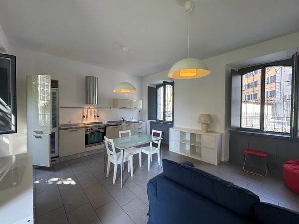 Mendrisio Centro – Elegante appartamento con giardino privato in villa storica 7