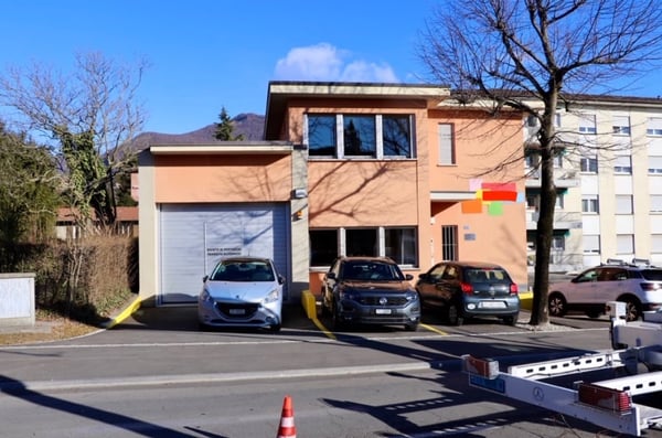 Vendesi o Affittasi Immobile Artigianale / commerciale / amministrativo con Uffici a Balerna 15