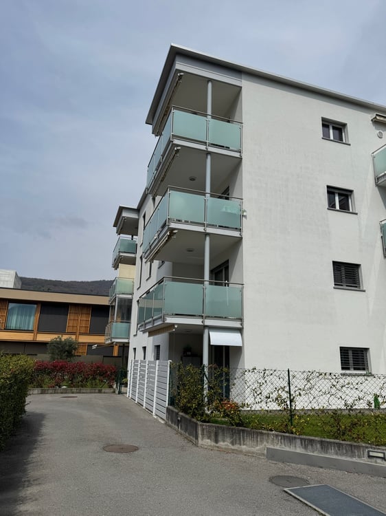 Caslano – Ultimo piano con vista e doppi terrazzi, a due passi dal lago 29