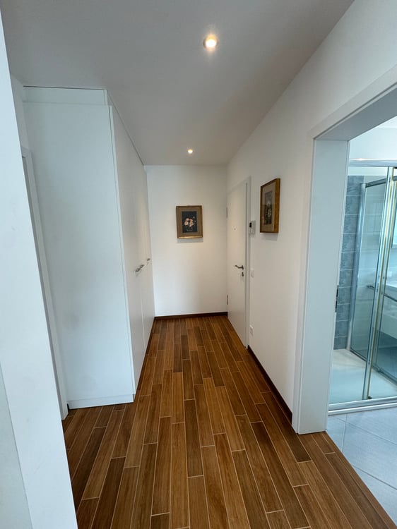 Caslano – Ultimo piano con vista e doppi terrazzi, a due passi dal lago 9