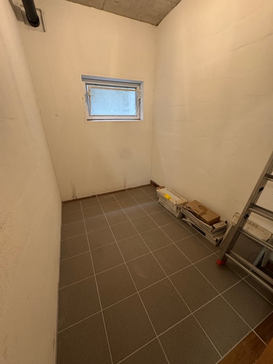 Caslano – Ultimo piano con vista e doppi terrazzi, a due passi dal lago 24