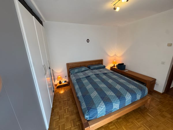 Affascinante appartamento di 1.5 locali nel cuore di Vezia in casa storica 22