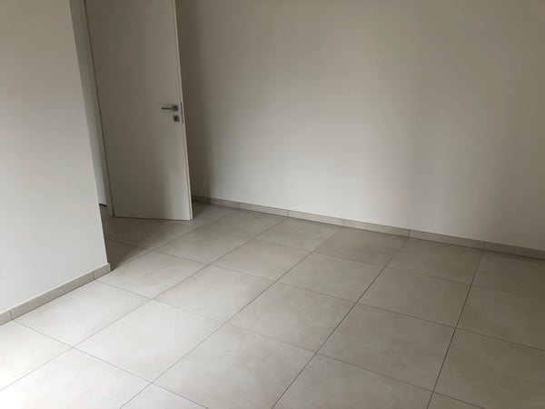 Mendrisio appartamento 2,5 locali con GIARDINO privato. Adiacente al nuovo polo universitario 6