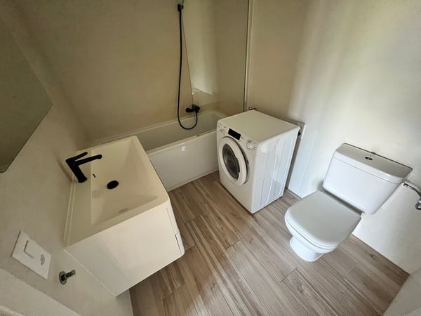 Lugano-Pazzallo – Perfetto 3.5 locali rinnovato con terrazzi e posto auto-  A REDDITO 27