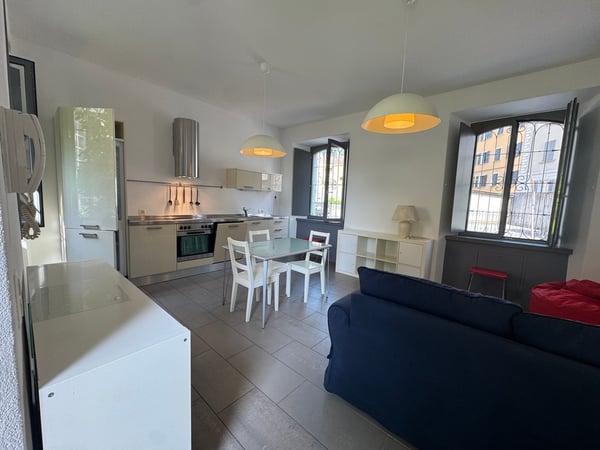 Mendrisio Centro – Elegante appartamento con giardino privato in villa storica 7