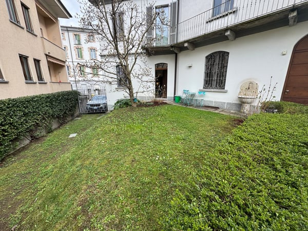 Mendrisio Centro – Elegante appartamento con giardino privato in villa storica 5