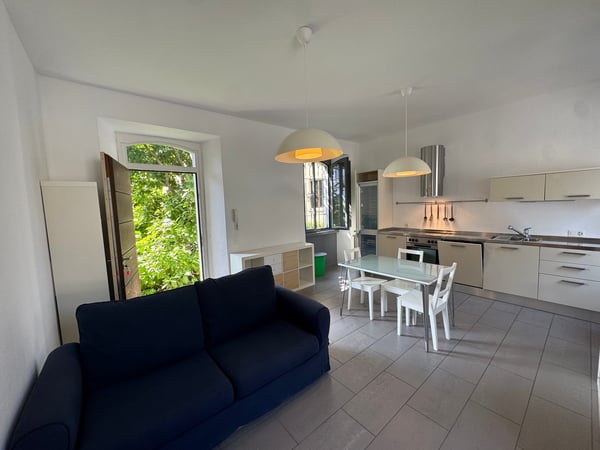 Mendrisio Centro – Elegante appartamento con giardino privato in villa storica 9