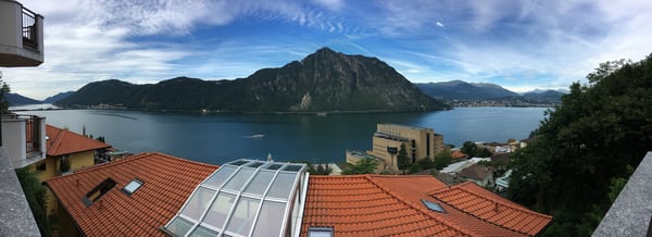 STUPENDO 2 LOCALI CON TERRAZZO VISTA LAGO POSTO AUTO COPERTO 1