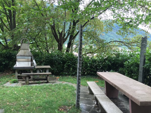 VILLETTA INDIPENDENTE CON GIARDINO - VISTA LAGO - SÌ CASA VACANZA 3