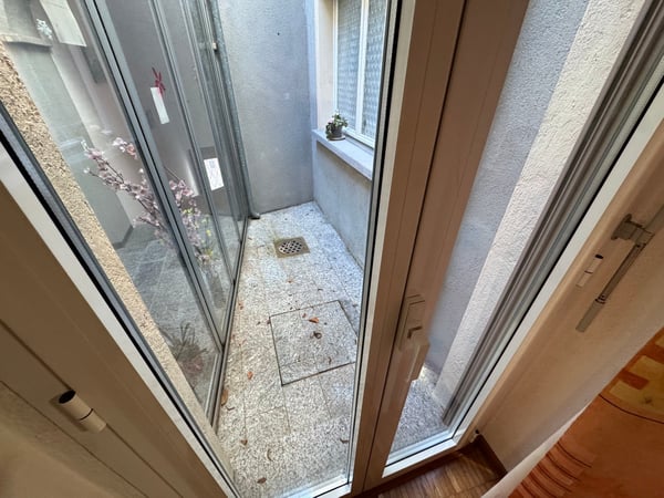 Duplex in locazione con 2 camere e studio – Cadro 15