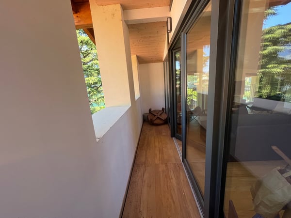 Riva San Vitale CENTRALISSIMO E FRONTE LAGO, ATTICO in perfetto stato 7