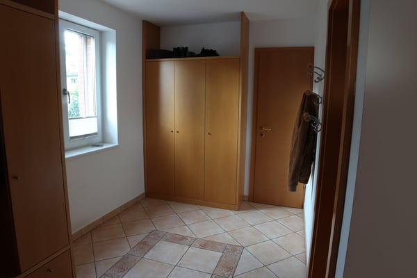 Caslano – Moderna villa con piscina, giardino e monolocale indipendente 25