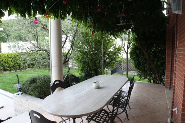 Caslano – Moderna villa con piscina, giardino e monolocale indipendente 29