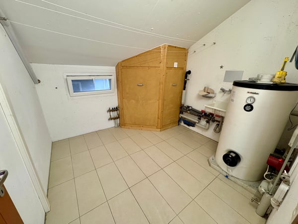 CADRO – ELEGANTE RESIDENZA CON GIARDINO PRIVATO, GARAGE DOPPIO E VISTA PANORAMICA 27