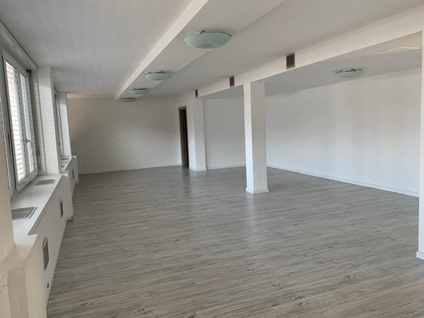 MENDRISIO — Ufficio di circa 180 m² in zona Piazzale alla Valle 3