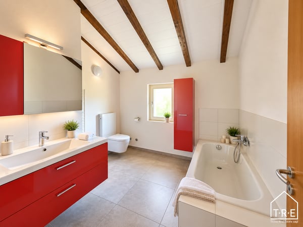 Stabio | Casa nel nucleo con giardino privato, terrazze e posteggio 17