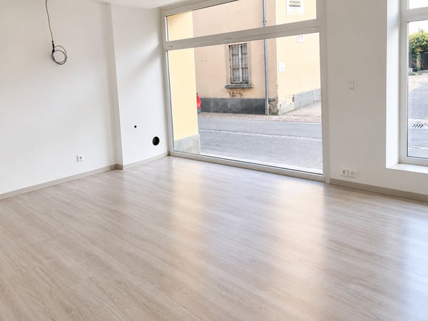 STABIO — Spazio commerciale o professionale 4