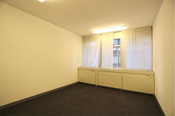 Grande ufficio in centro a Lugano 9