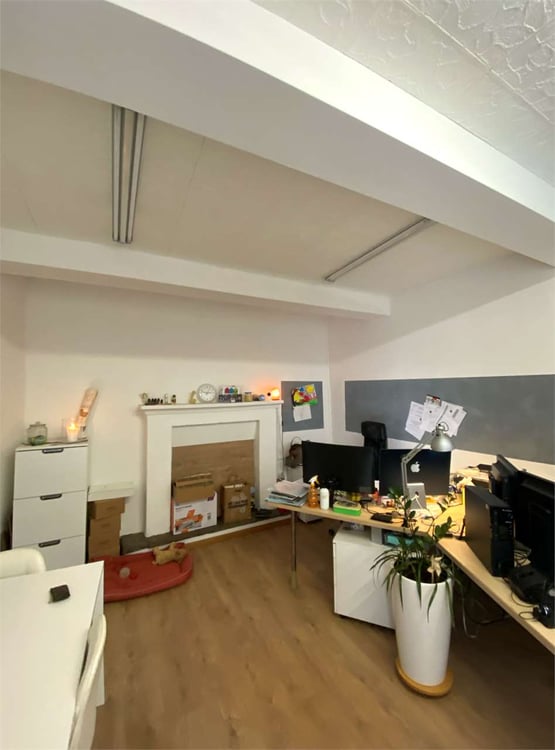 Stabile Residenziale e Commerciale a Cureglia 13