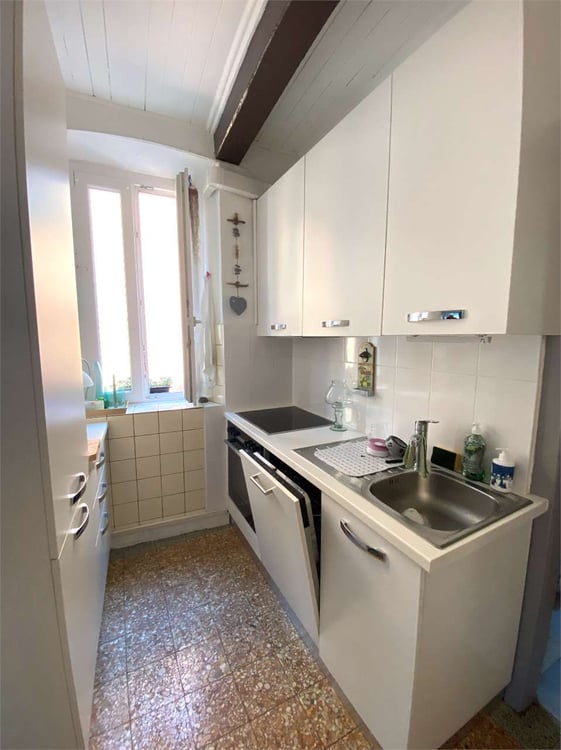 Stabile Residenziale e Commerciale a Cureglia 6