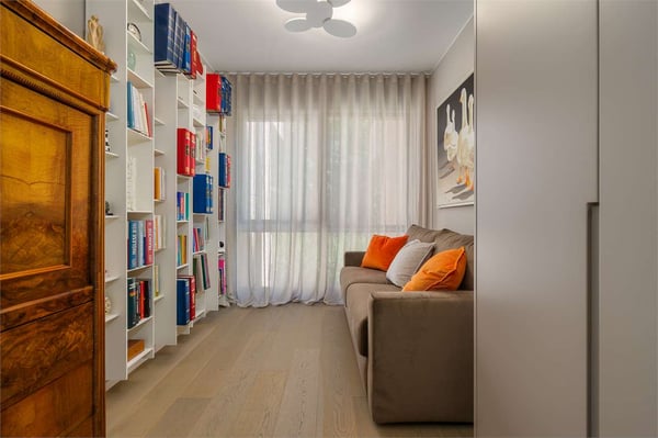 Elegante appartamento di 3.5 locali completamente ristrutturato a Viga 13