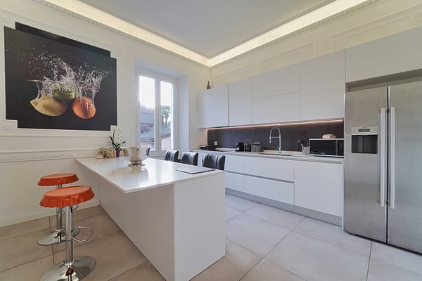 VILLA ARREDATA CON AMPIO GIARDINO IN CITTÀ 8