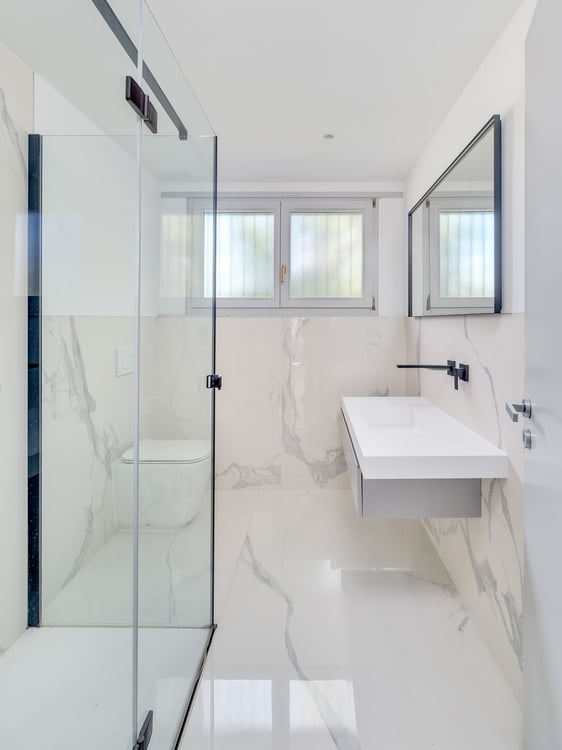 ESCLUSIVA VILLA 1.5 LOCALI CON PANORAMA LAGO E PISCINA 11