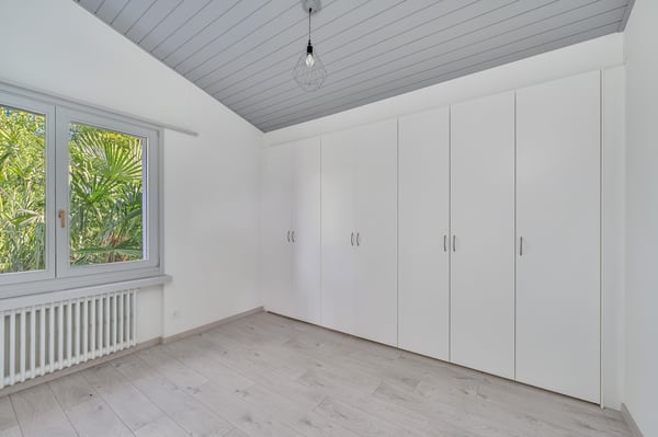 ESCLUSIVA VILLA 1.5 LOCALI CON PANORAMA LAGO E PISCINA 12